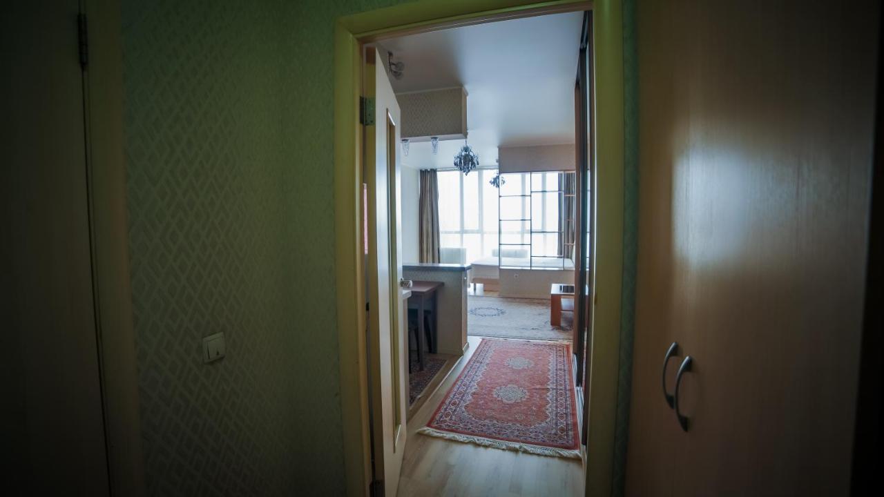 Апартаменты В Астане На Мамышулы Astana Bagian luar foto