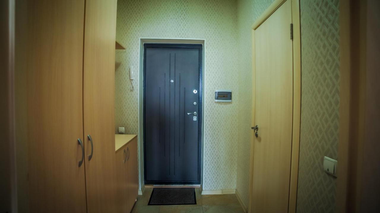 Апартаменты В Астане На Мамышулы Astana Bagian luar foto